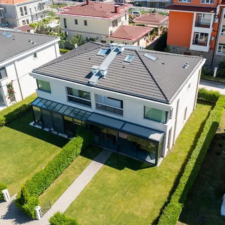 Луксозна вила Luxury Sea - Kabalan